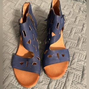 Miz Mooz Leather Cutout Sandals size 10 US